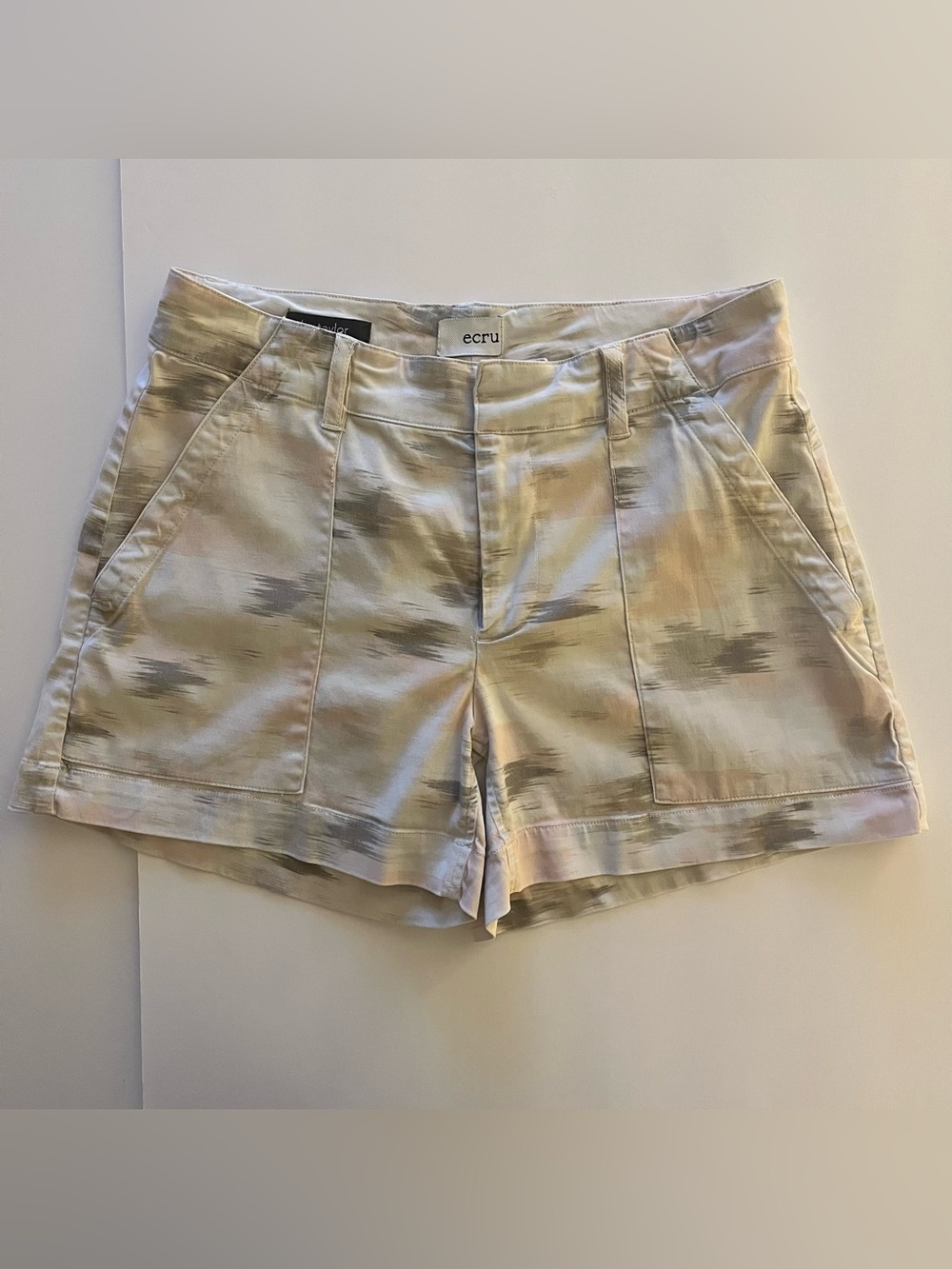 Womens Shorts Size 2 Boho Preppy Cotton Blend ikat inspired print by ectu